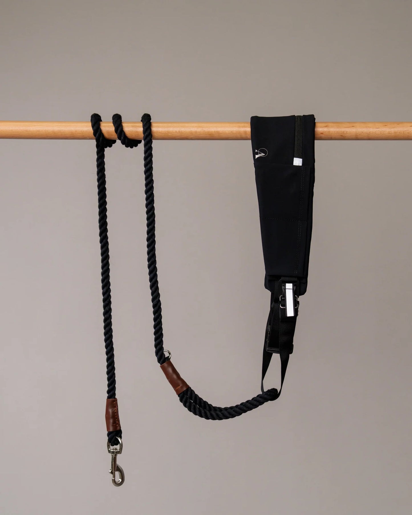 The Attachd Hands-Free Dog Belt